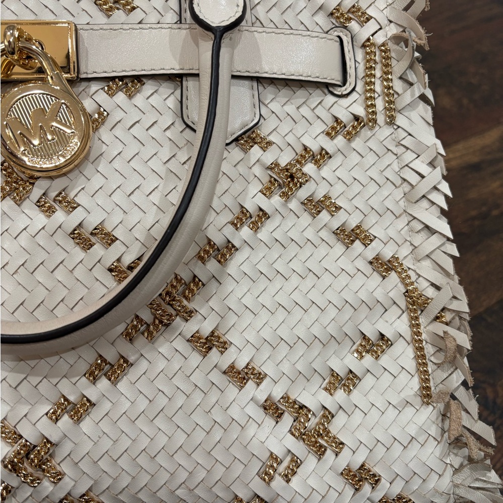 Michael Kors Hamilton woven EUC - Picture 9 of 14